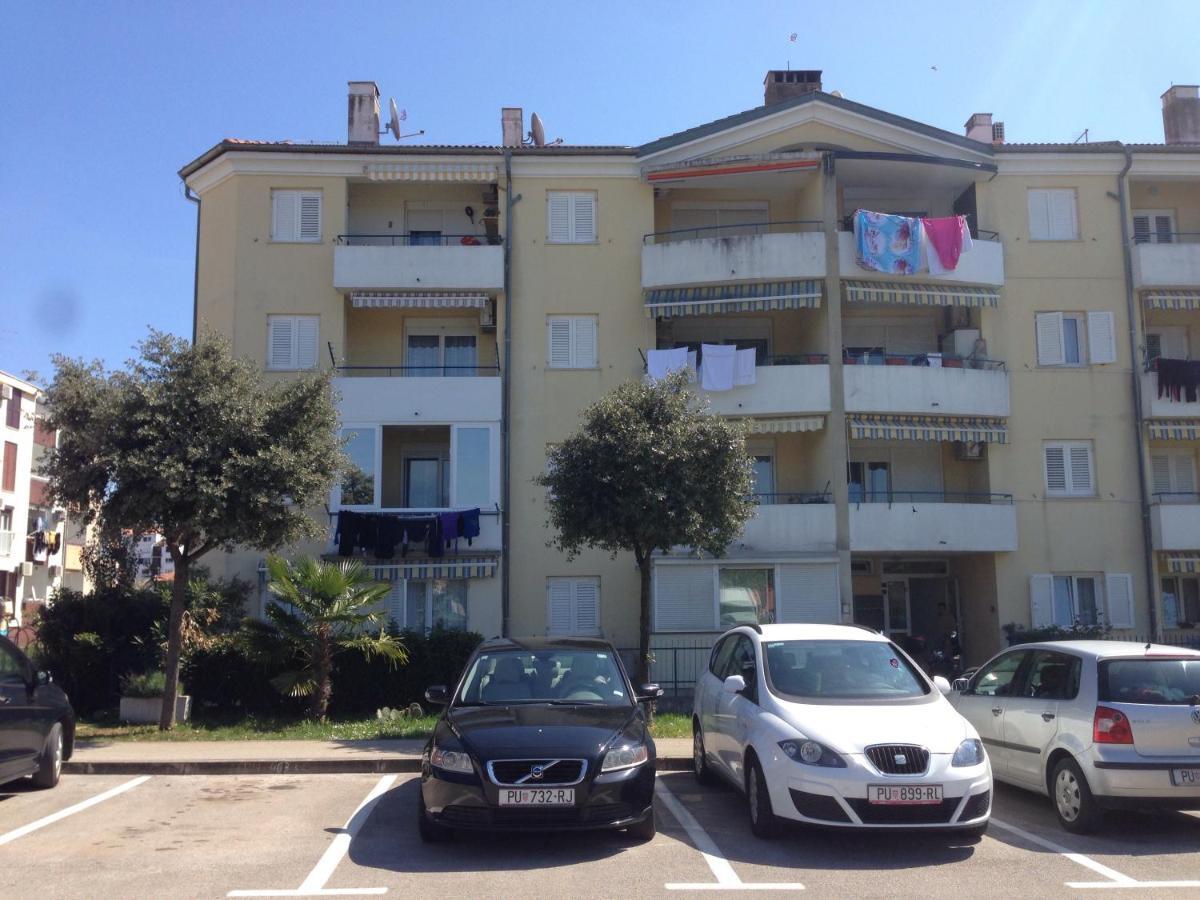 Apartment Vita Moela Umag Exterior photo